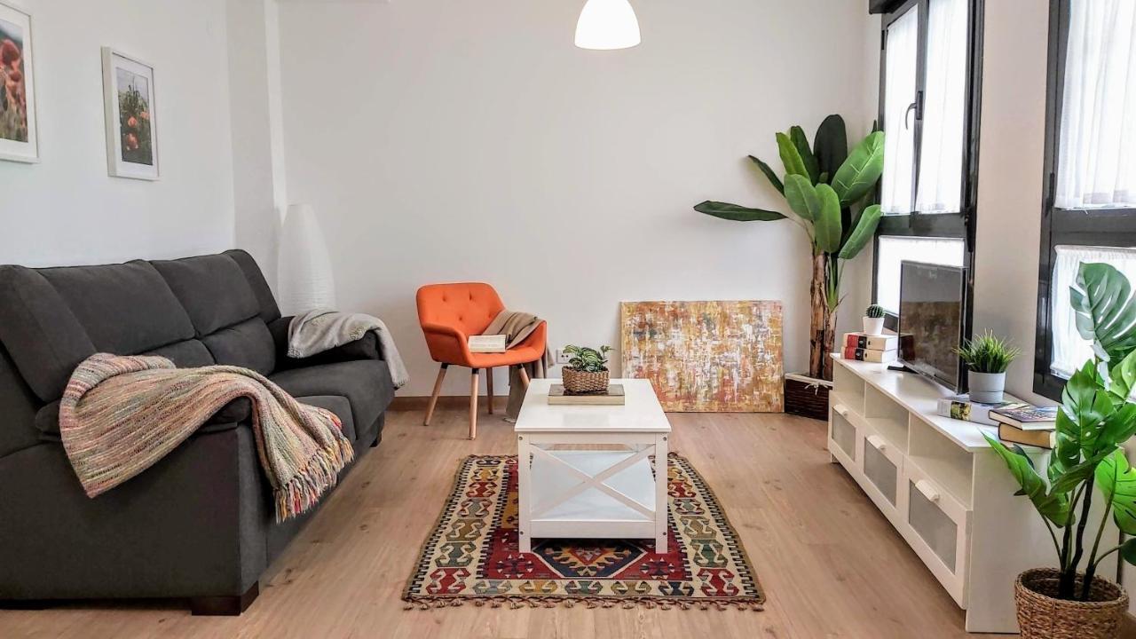 Ferienwohnung Misterhost Duplex Centrico Y Tranquilo Wifi Smarttv Sevilla Exterior foto